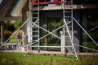 Afbeeldingen van Altrex Rolsteiger breed - aluminium met voorloopleuningen en schoren in de basis RS TOWER 42