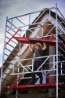 Afbeeldingen van Altrex Rolsteiger breed - aluminium met voorloopleuningen en schoren in de basis RS TOWER 42